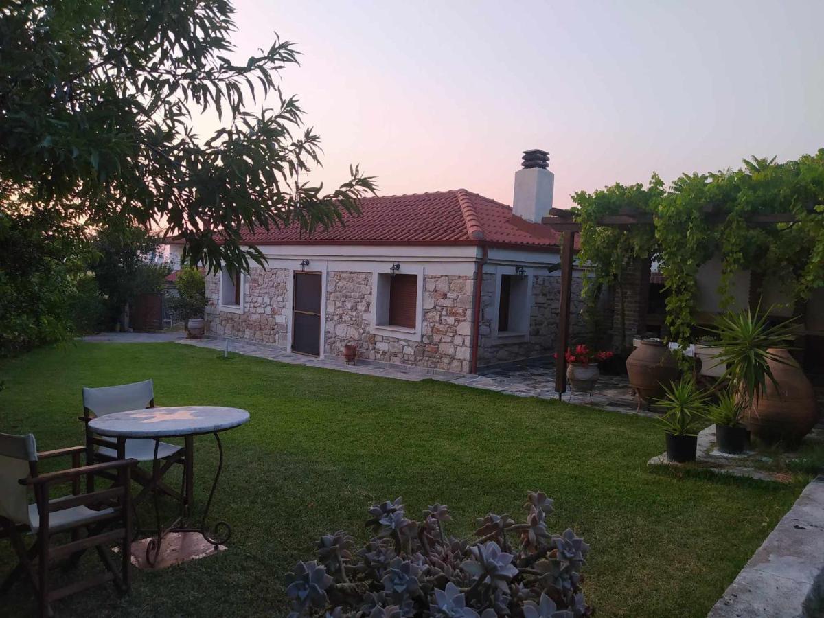Willa Garden House Kristi Possidi Zewnętrze zdjęcie