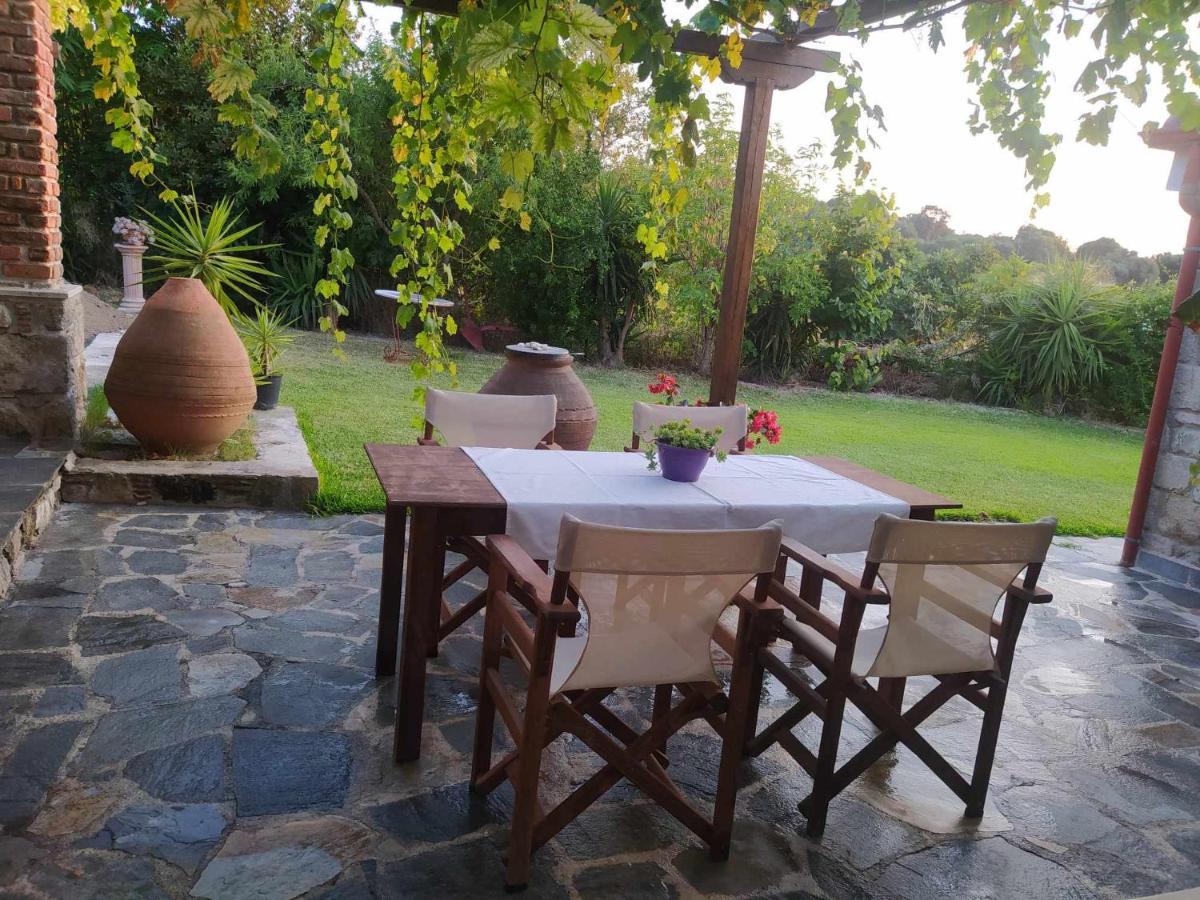 Willa Garden House Kristi Possidi Zewnętrze zdjęcie
