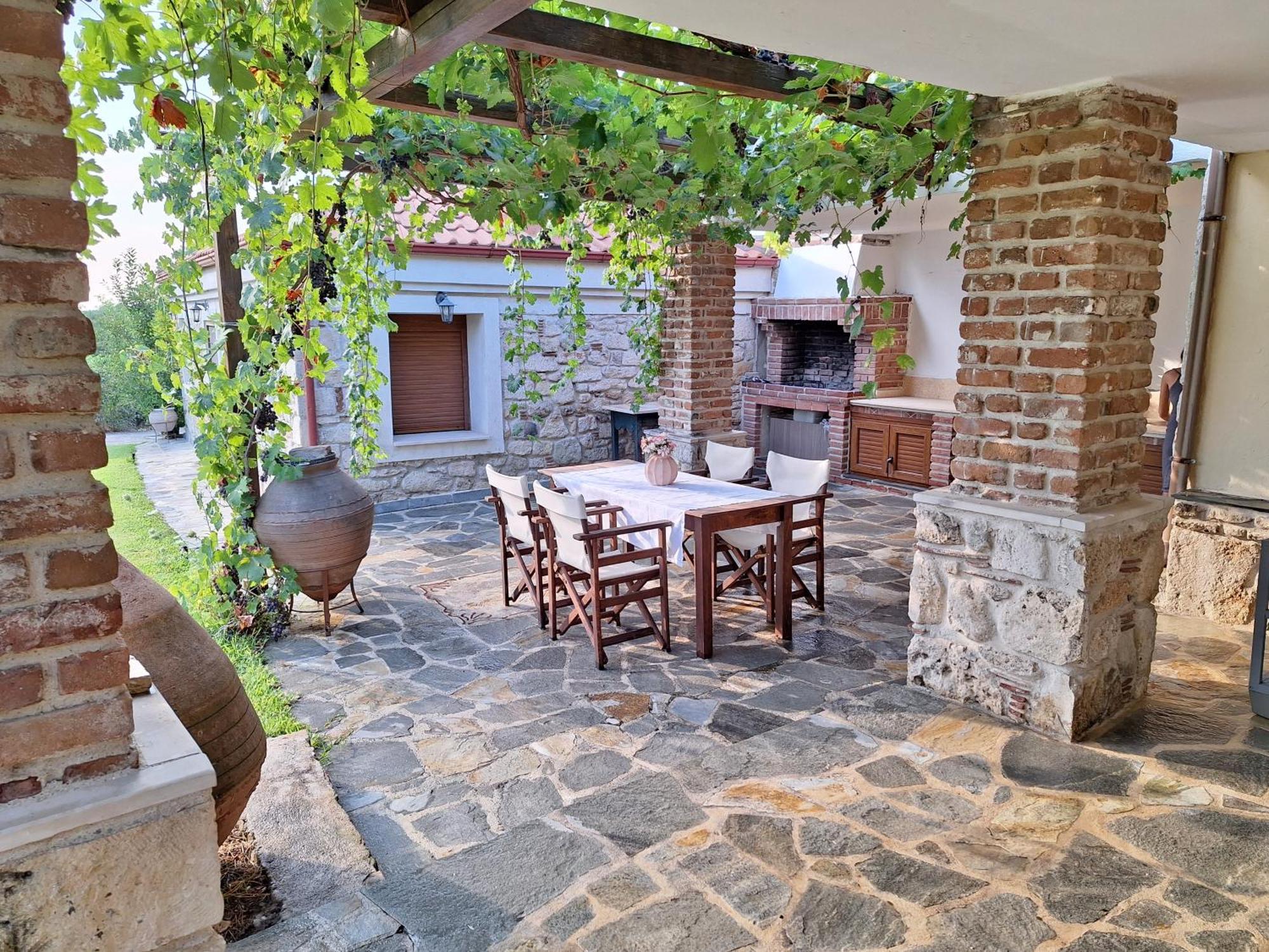 Willa Garden House Kristi Possidi Zewnętrze zdjęcie