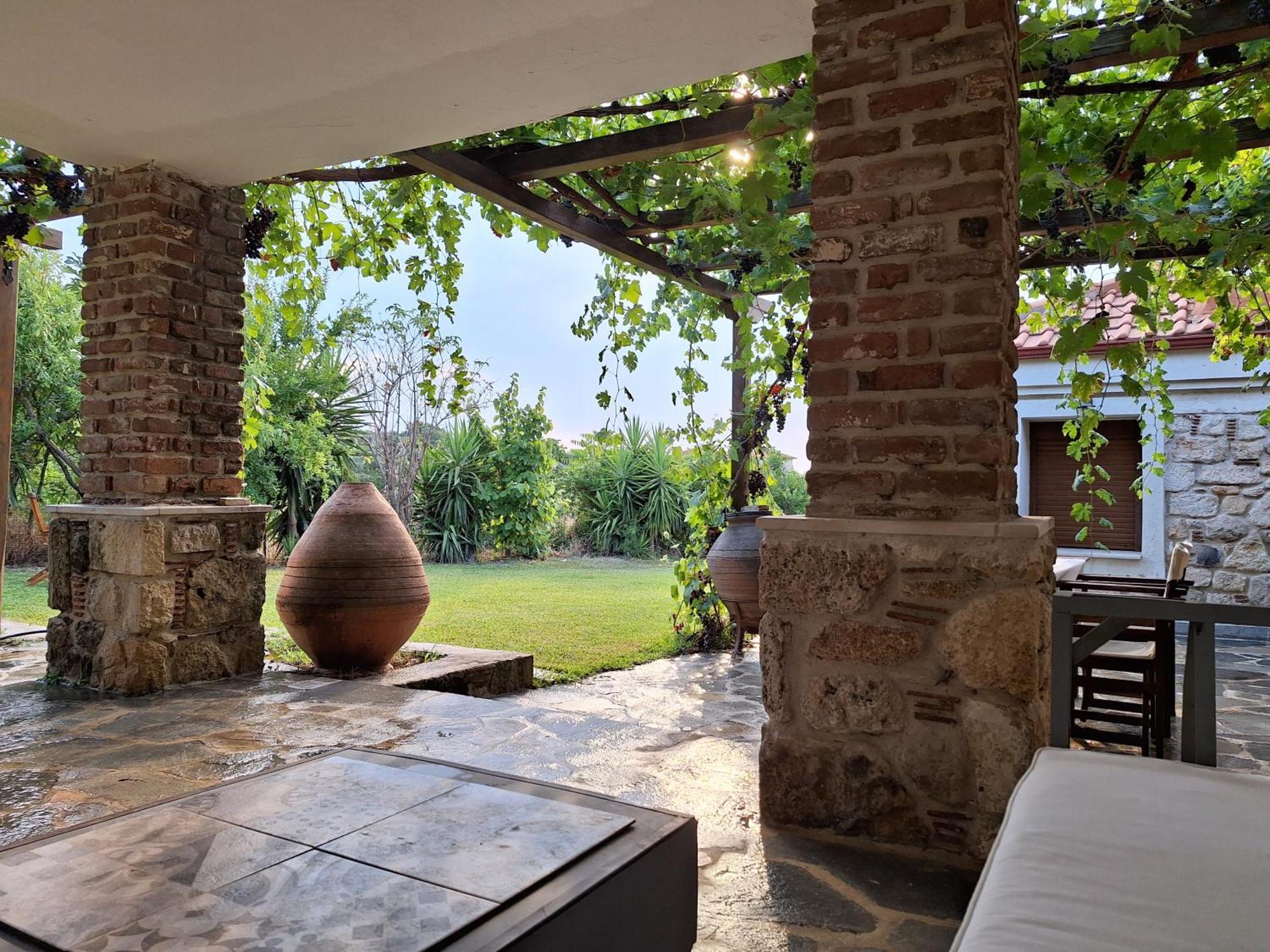 Willa Garden House Kristi Possidi Zewnętrze zdjęcie
